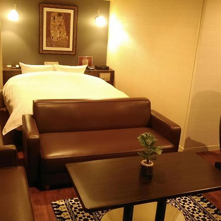 Hotel Dio (Adults Only) Osaka Bagian luar foto